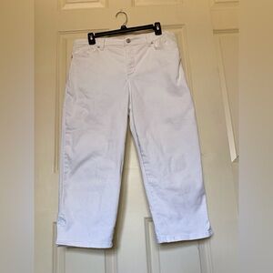 Gloria Vanderbilt Women’s Capri Jeans